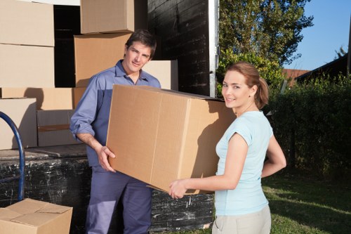 Efficient packing and handling by Brixton house removalists